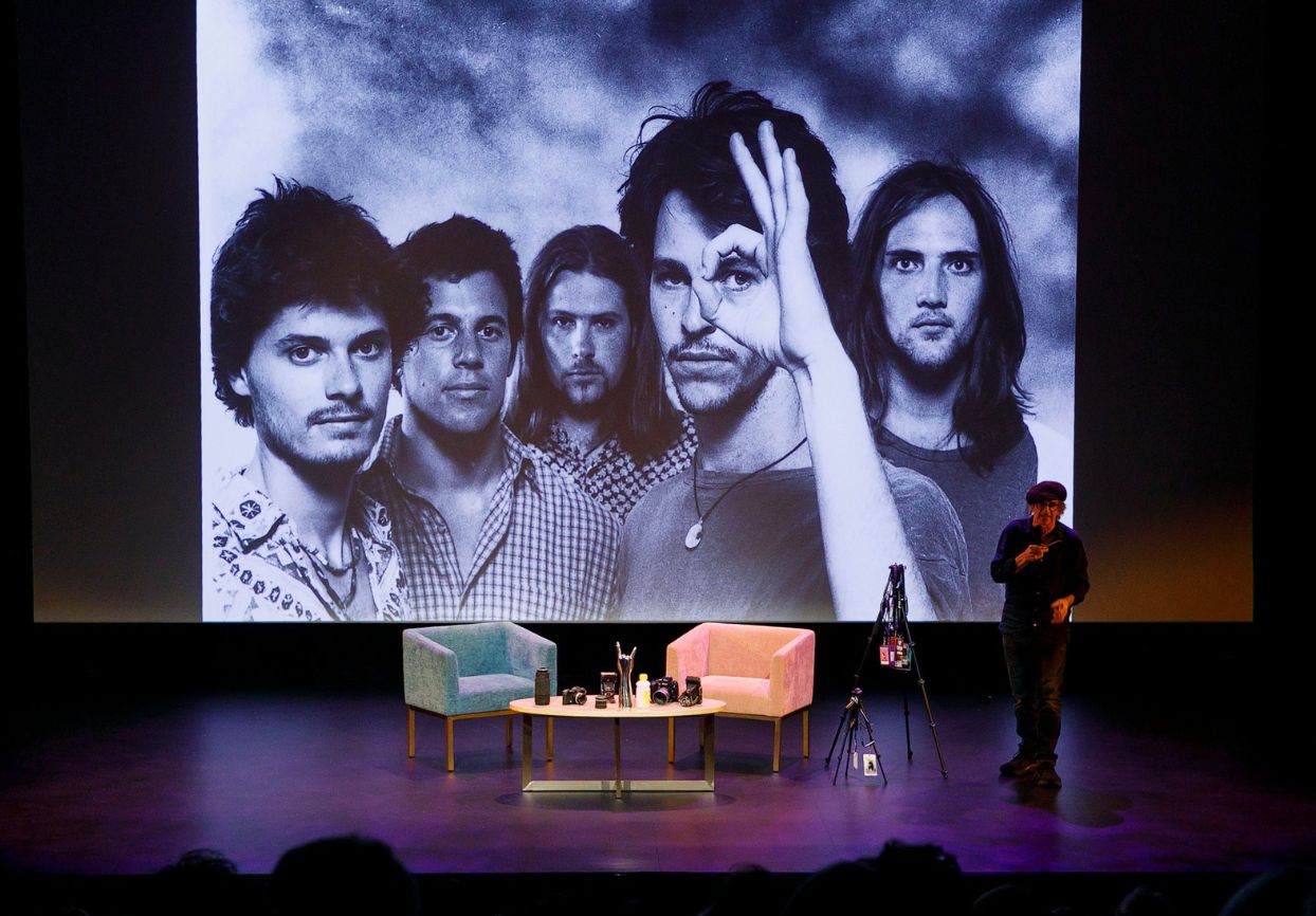 Tony Mott presents iconic music photography and the stories behind the lens.