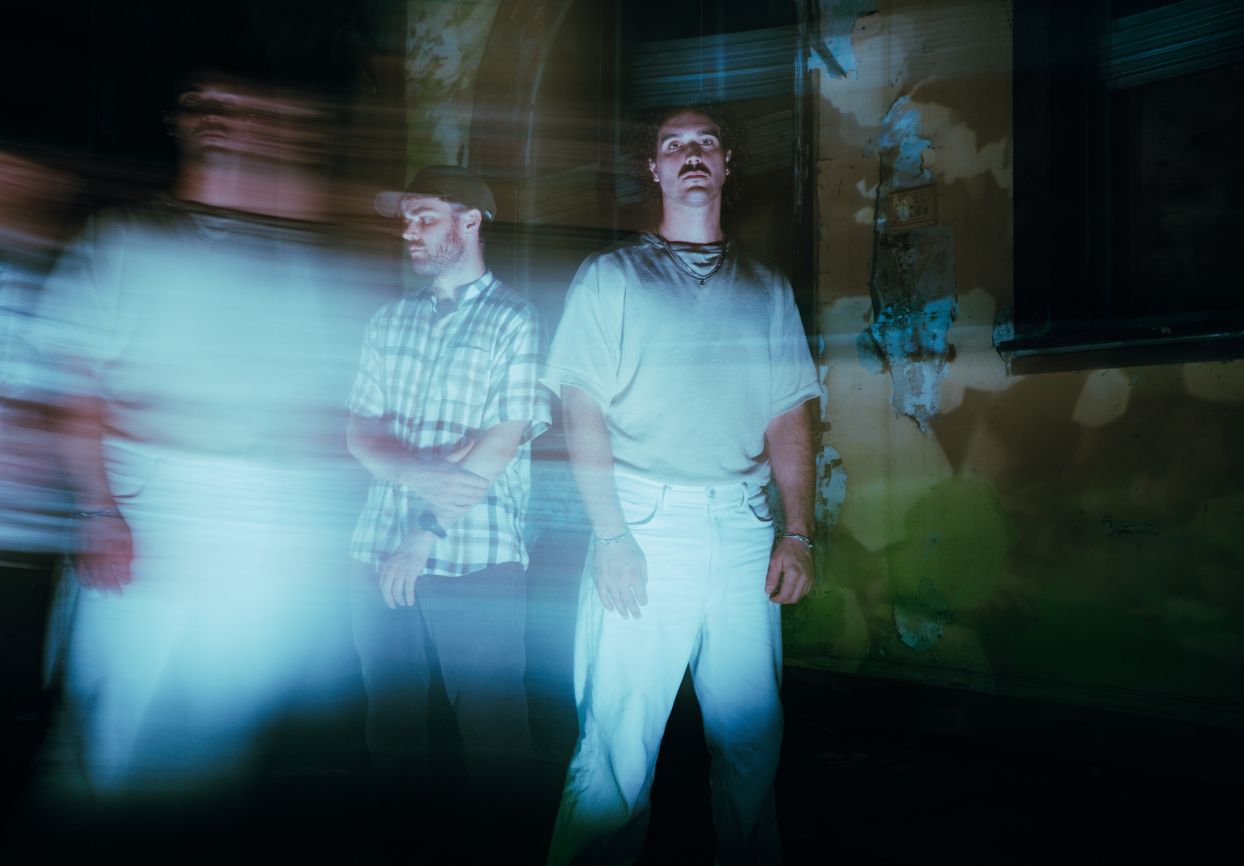 Ghosts Between Streams II : Tom Avgenicos 
