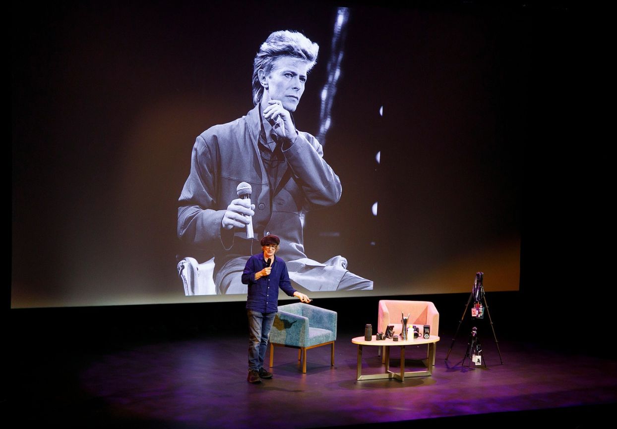 Tony Mott discusses the story behind one of his most celebrated music photographs of David Bowie.